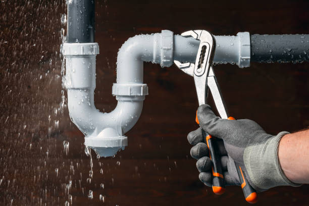 Professional Drain Cleaning technician working in Hollowville, NY